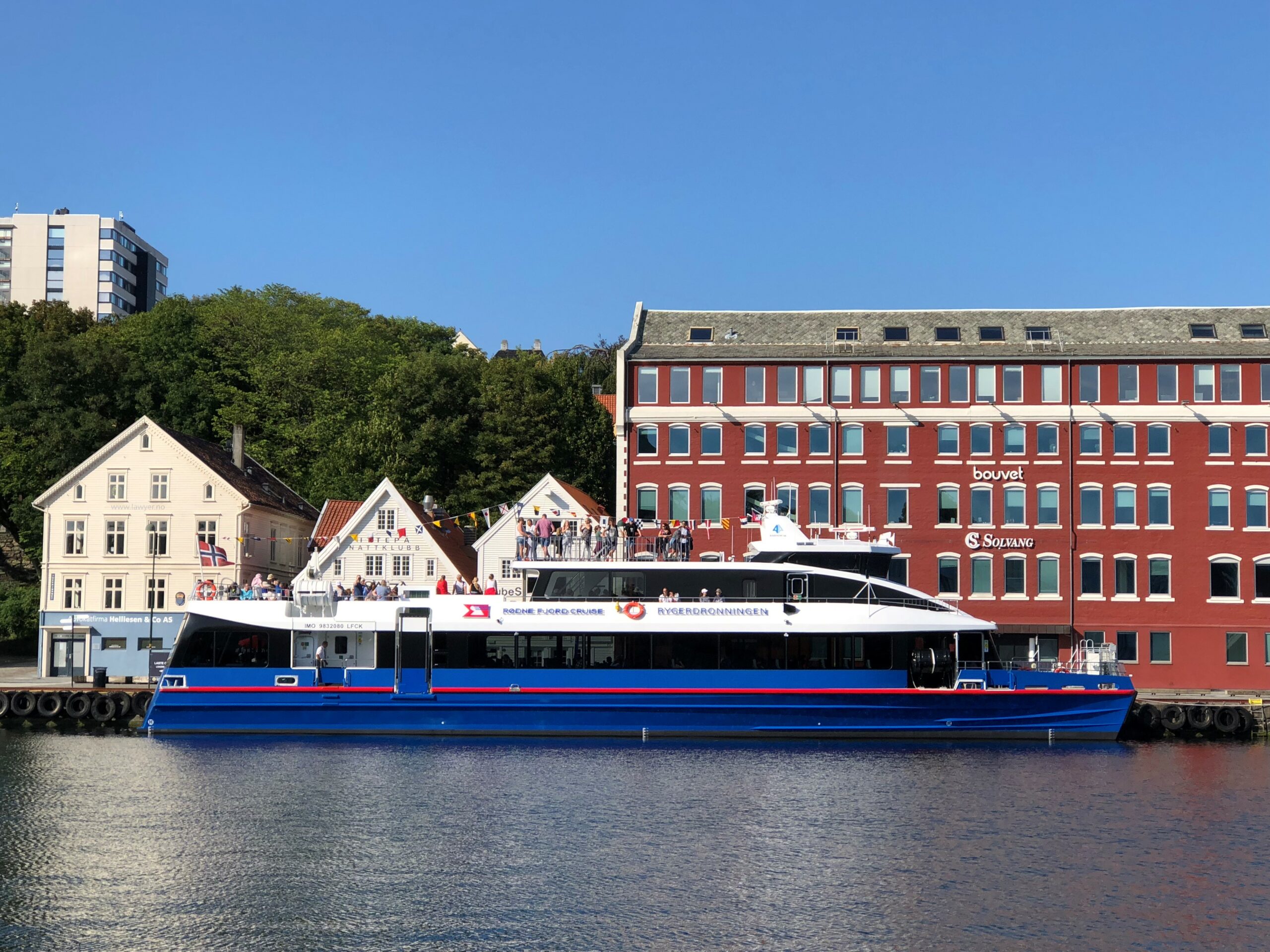 Rygerdronningen ved Strandkaien i Stavanger