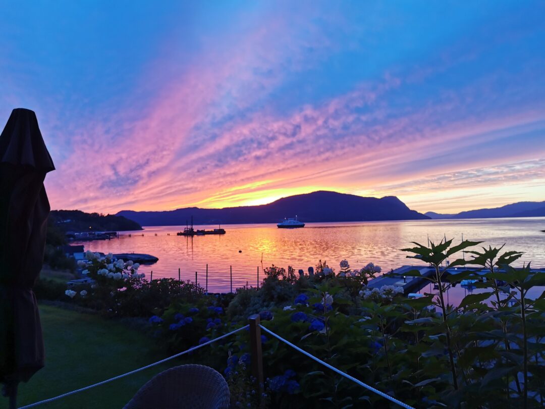 Solnedgang ved Smaken av Ryfylke