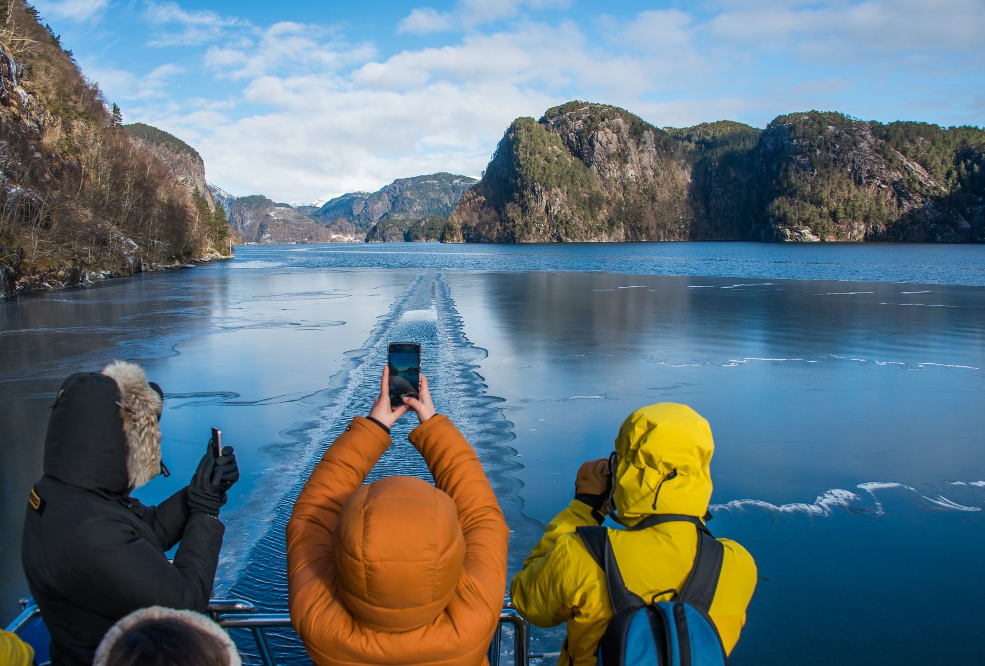Fjordcruise til Mostraumen